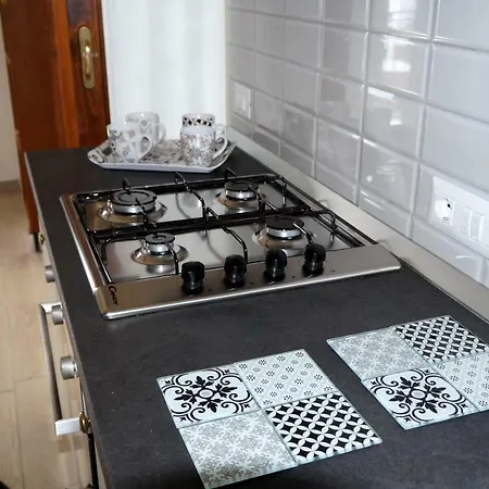 Nolana '86 Bed & Breakfast Pompei