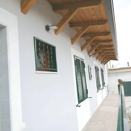 Nolana '86 4* ポンペイ