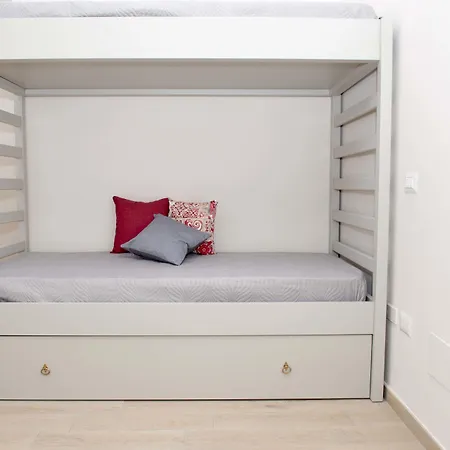 Nolana '86 ベッド・アンド・ブレックファスト 4*