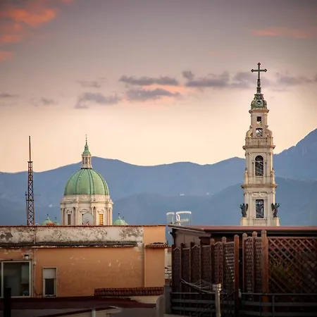 ベッド・アンド・ブレックファスト Nolana '86 4*