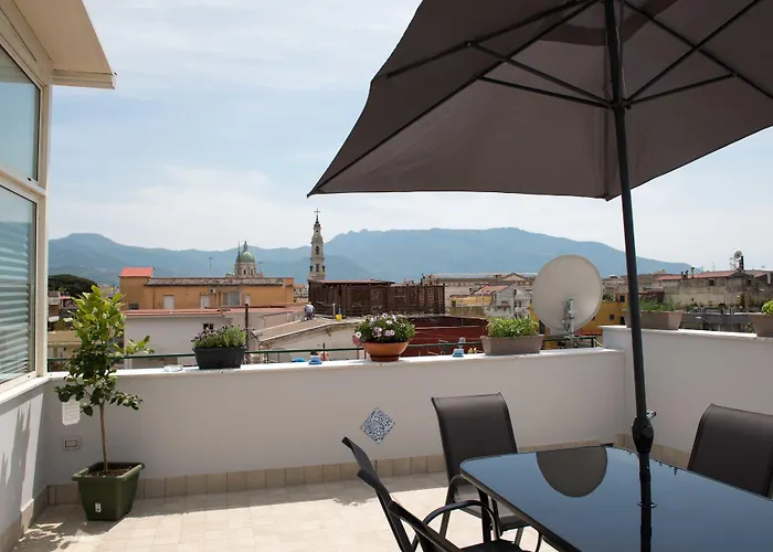 住宿加早餐酒店 Nolana '86