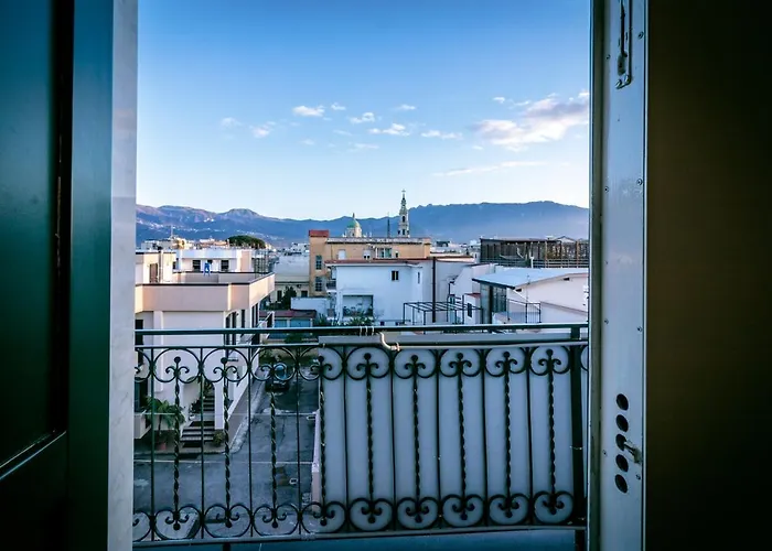 Nolana '86 Bed and Breakfast 4*