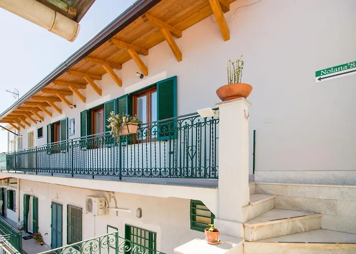 Nolana '86 Bed and Breakfast